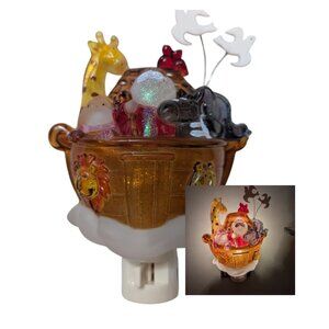 St Nicholas Square Santa Noahs Ark Night Light Christmas tested working